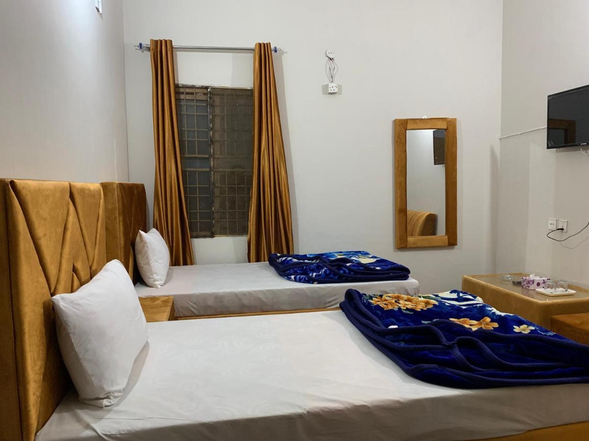 Eden Plus Executive Hotel لاهور المظهر الخارجي الصورة